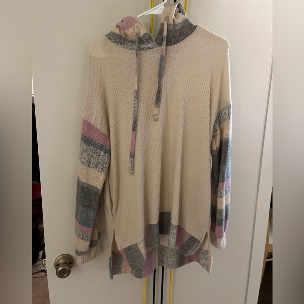 White birch hooded long sleeve shirt.